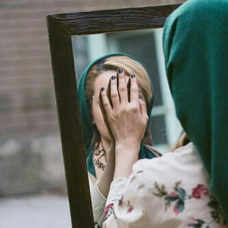 "زنی کهگم کردم " (@adelehz)