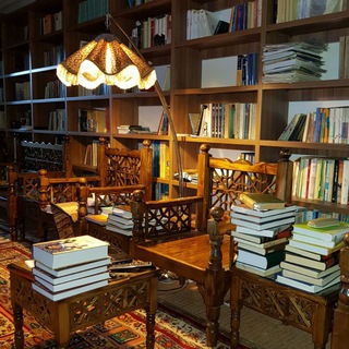 کتاب‌های محسن کمالیان (@mkamalianbooks)