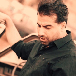 Foad Farhang (@foadfarhang)