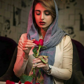 ب و ی ا (@mjhhgt)